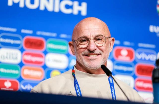 kaiyun sports-德拉富恩特：坚持美丽足球DNA，换下尼科亚马尔没错