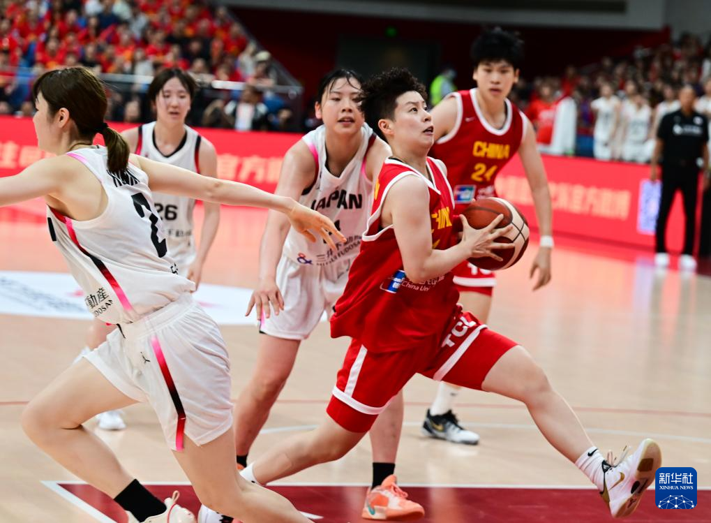 开云官方直播-山东籍运动员+1！李缘增补进入中国女篮集训队，备战世界杯赛事